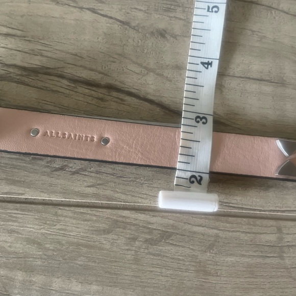 New w/Tags ALLSAINTS light pink leather belt with triangle stud accents size L - Picture 7 of 9